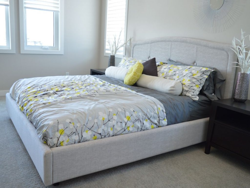 łóżko do sypialni